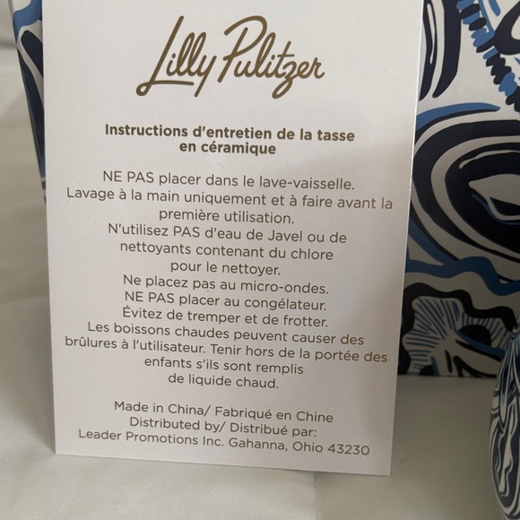 Lilly Pulitzer‎ Floral Blue and White Mug new inbox 4” - Picture 4 of 7
